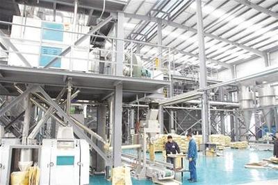 安徽天潤化學工業(yè)股份有限公司 聚焦化工產(chǎn)品生產(chǎn)，打造高效安全的現(xiàn)代化辦公與生產(chǎn)環(huán)境